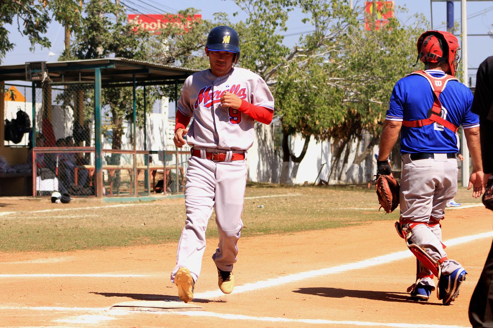 $!Covec debuta con triunfo en Liga de 40 Años y Más