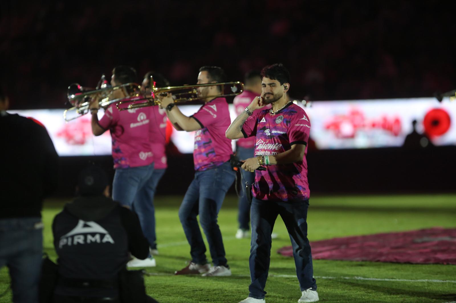 $!Ameniza Banda El Recodo con show de medio tiempo en El Encanto