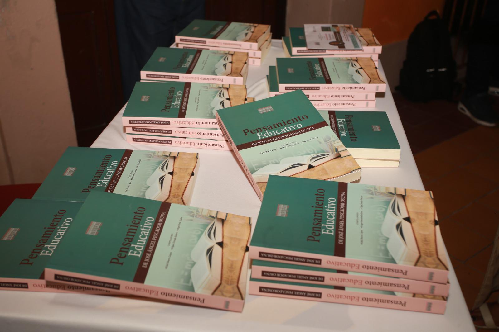 $!La antología forma parte de un proyecto editorial que contempla la publicación de nuevos volúmenes con textos y conferencias del académico sinaloense.