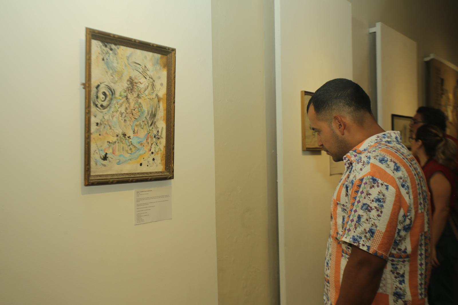 $!Asistentes a la inauguración observaron las piezas que conforman Cosmogonías: tradición, historia y conspiración.
