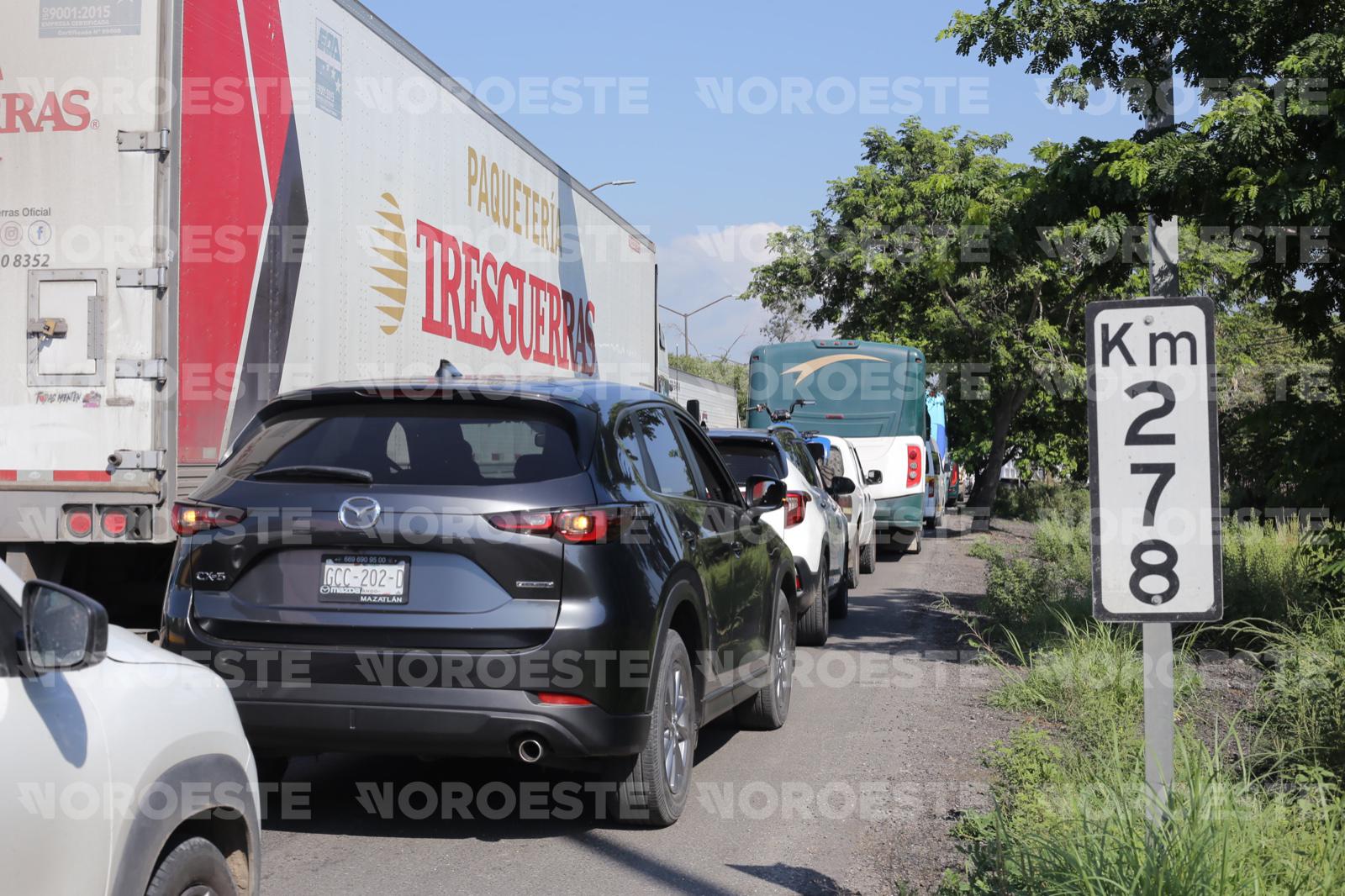 $!Suman 12 muertos en el penal de Mazatlán tras nueva riña y familiares muestran inconformidad