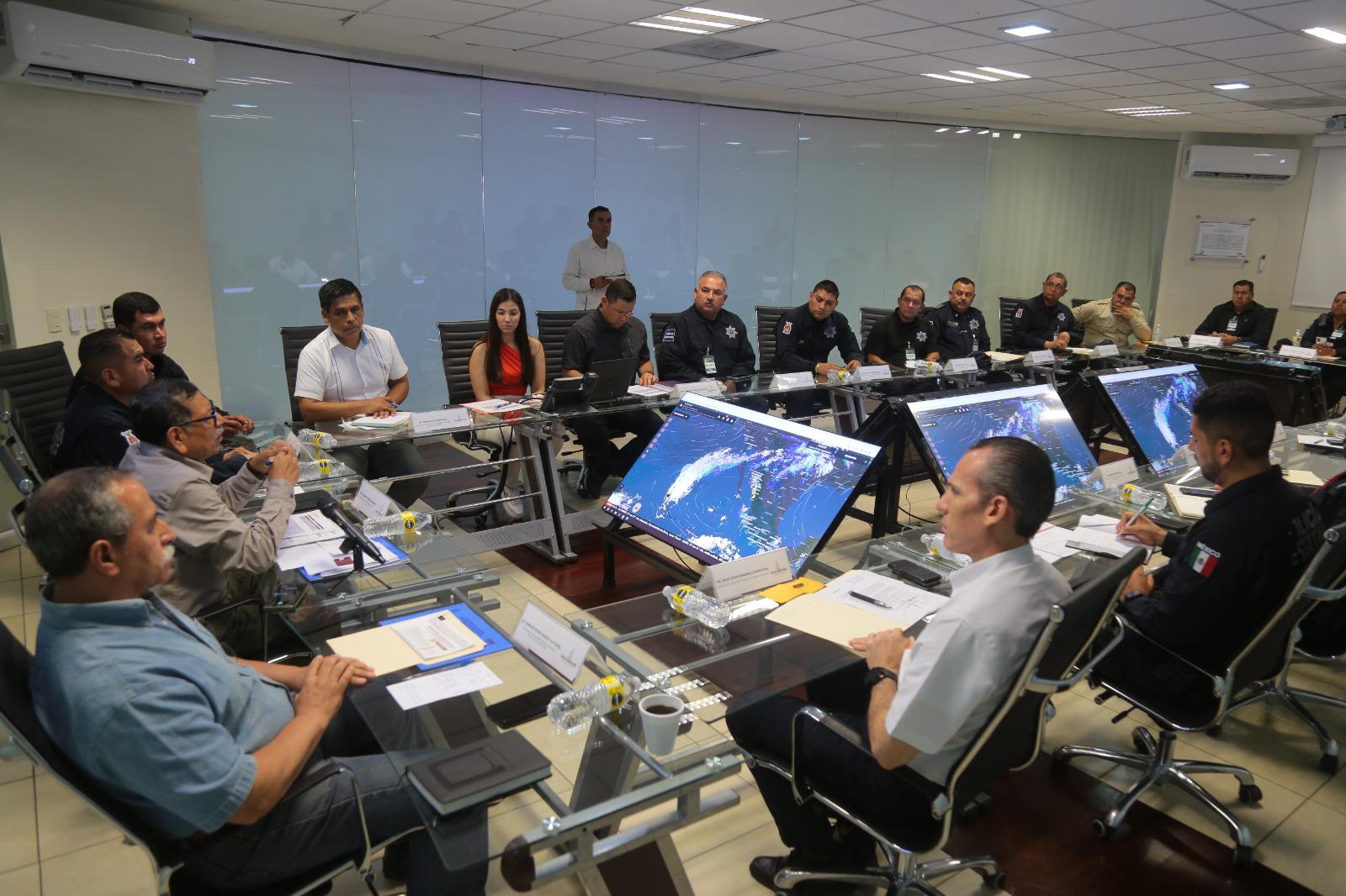 $!Secretario de Seguridad Pública se reúne con los mandos policiales de los 18 municipios