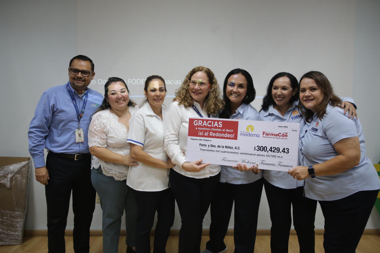 $!Entregan más de $300 mil en donativo para apoyar a niñez en Mazatlán