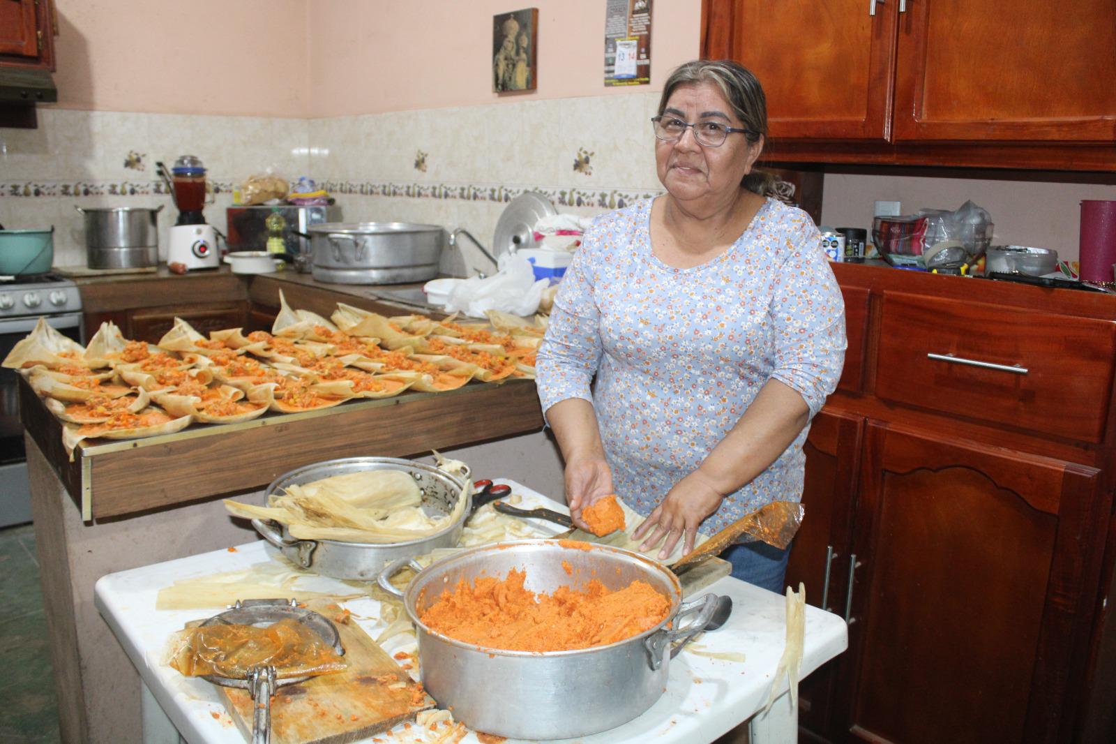 $!‘Licha’ convierte su sazón en un oficio en Rosario