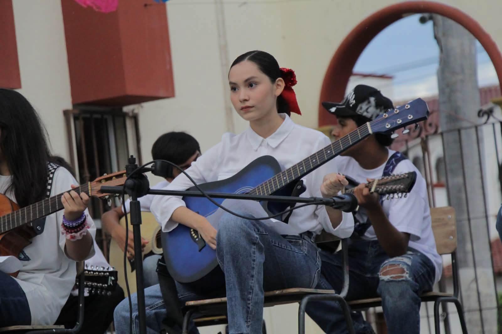 $!Alumnos de la Casa de la Cultura Gilberto Owen cierran cursos con festival en Rosario