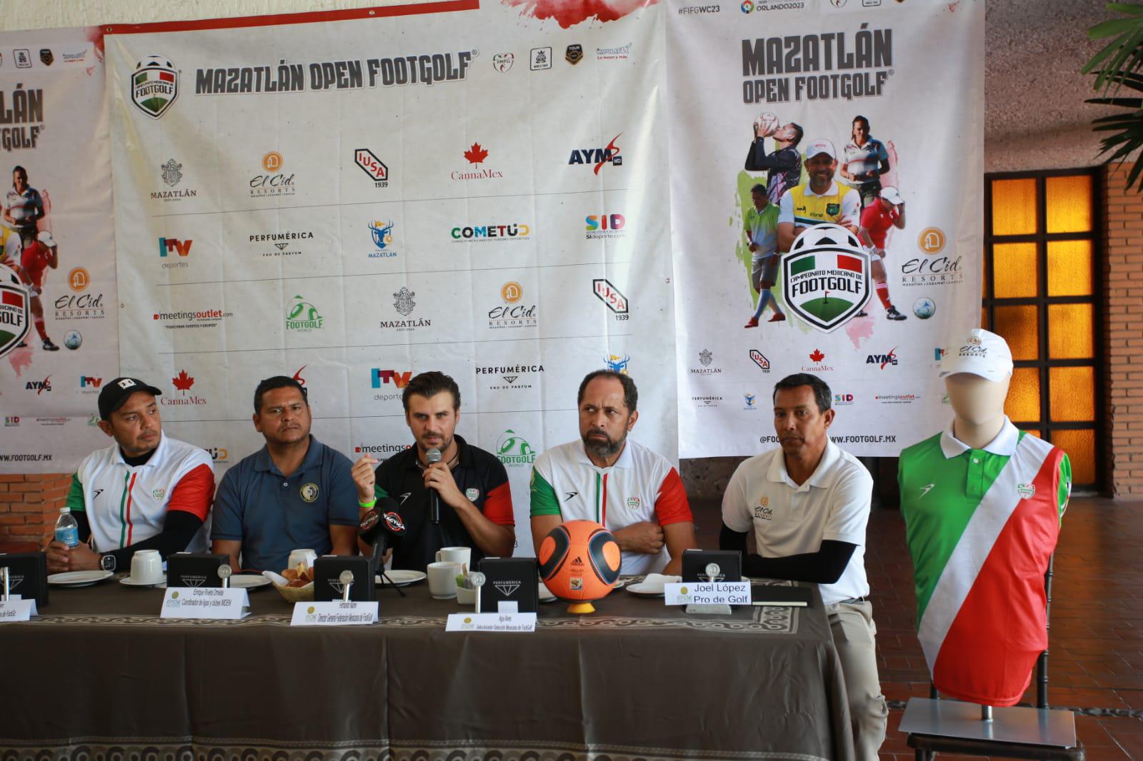 $!Destapan uniformes de México en Mazatlán Open Foot Golf 2023