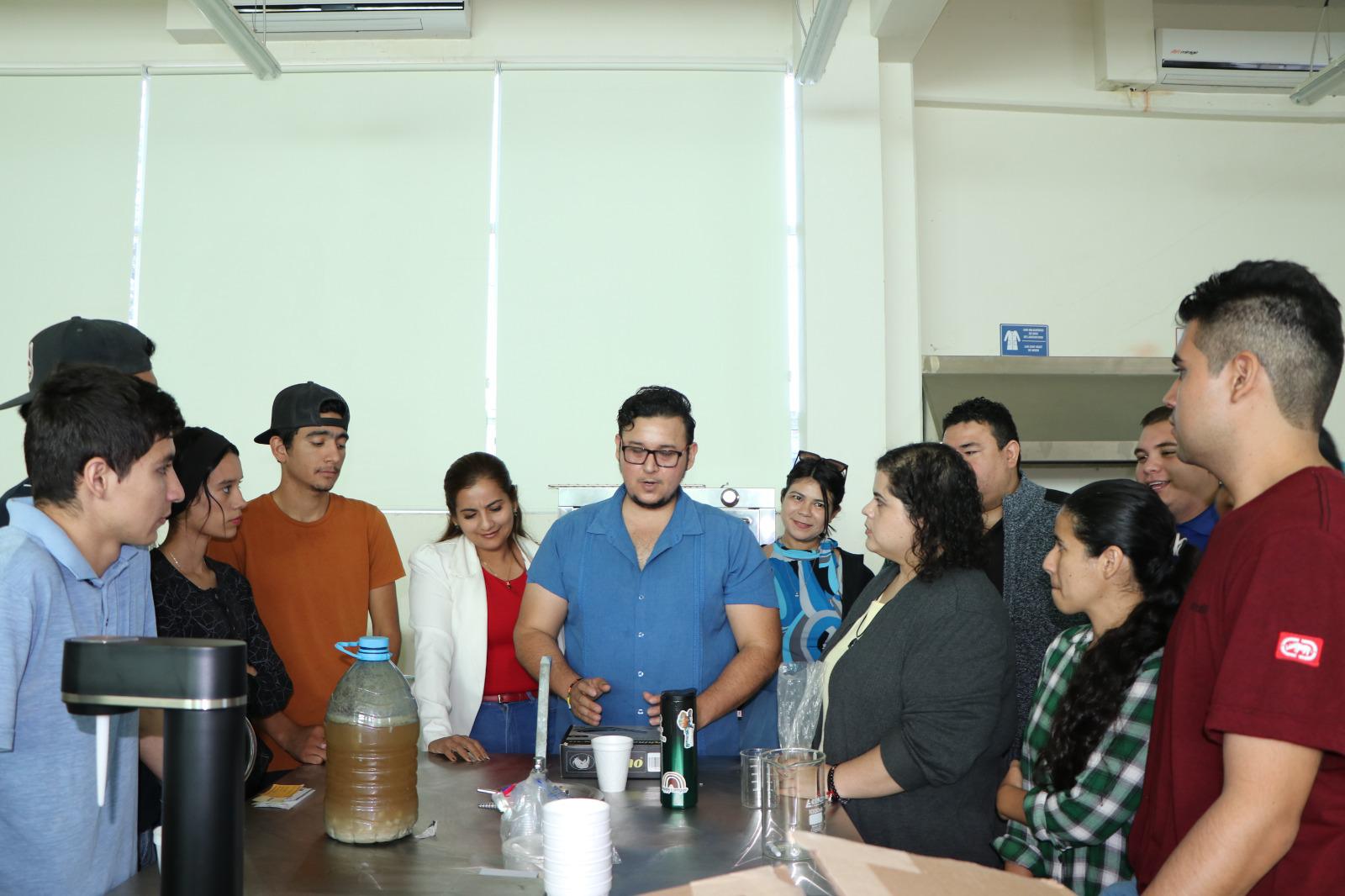 $!Sectur Sinaloa concluye taller de cerveza artesanal en la UPMyS