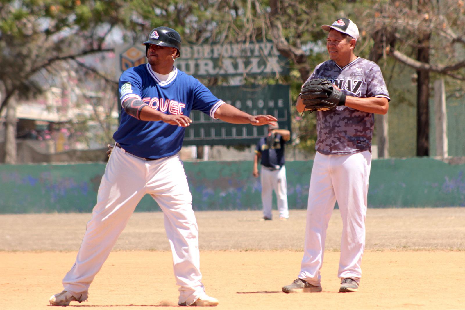 $!Covec vapulea a 31 Deportes en Beisbol 40 años y más, en Muralla