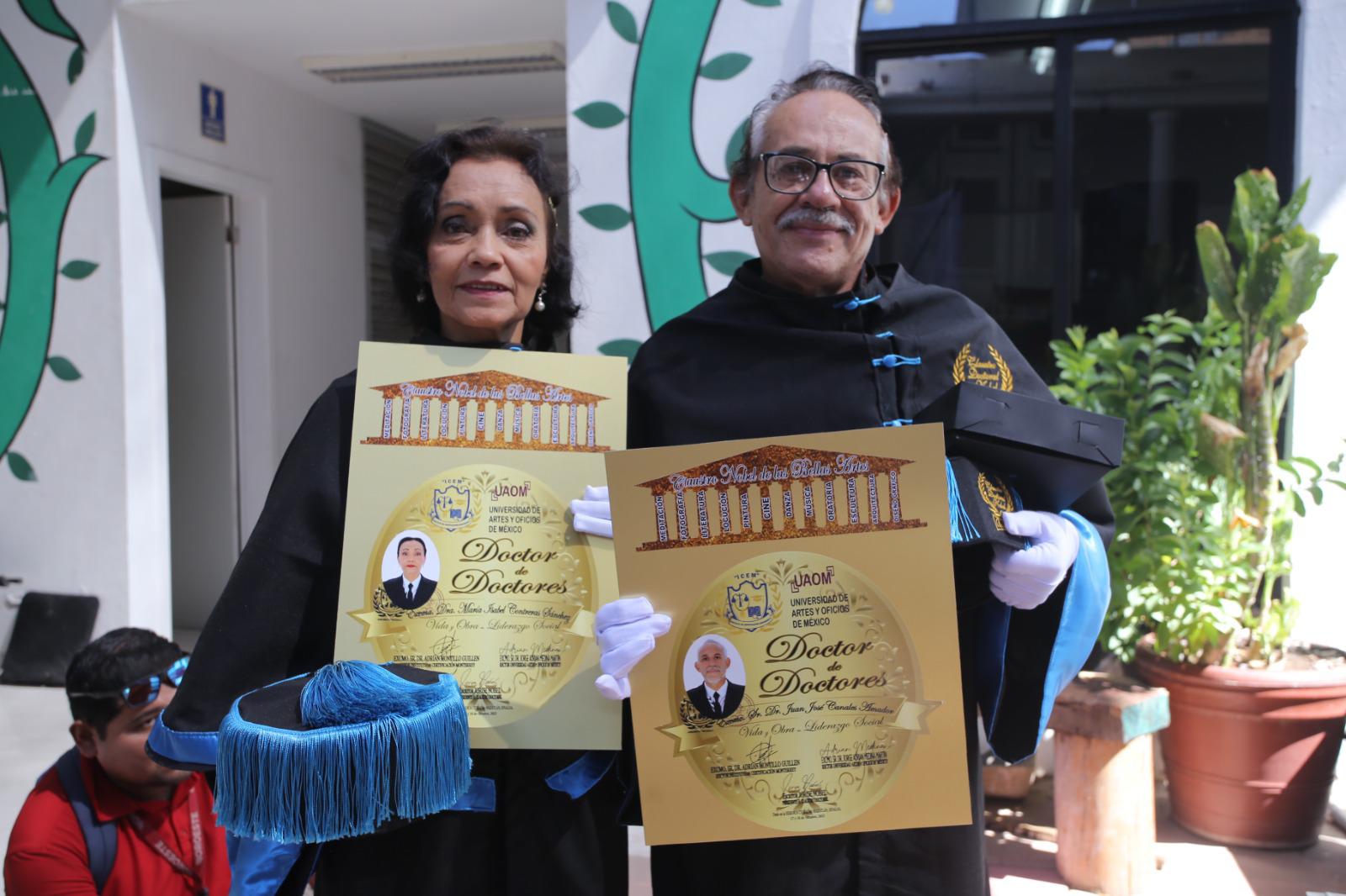 $!María Isabel Contreras y Juan José Canales.