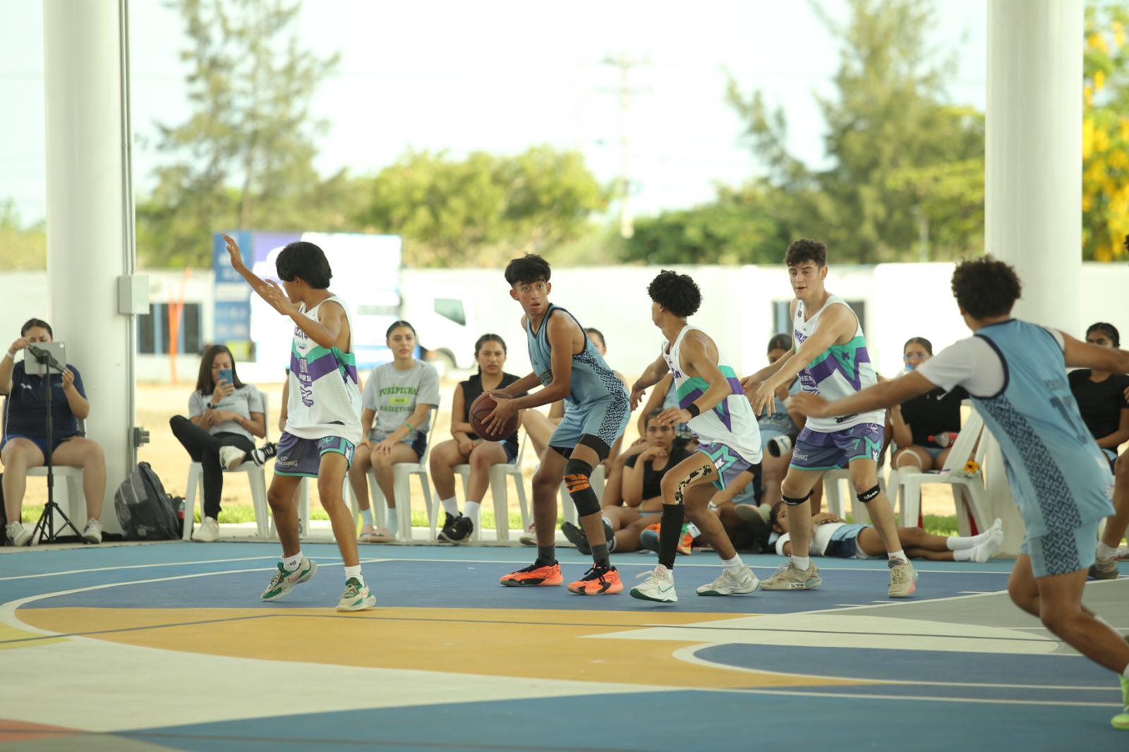 $!Plebes Basketball se adueña de rama varonil de Nacional Academias