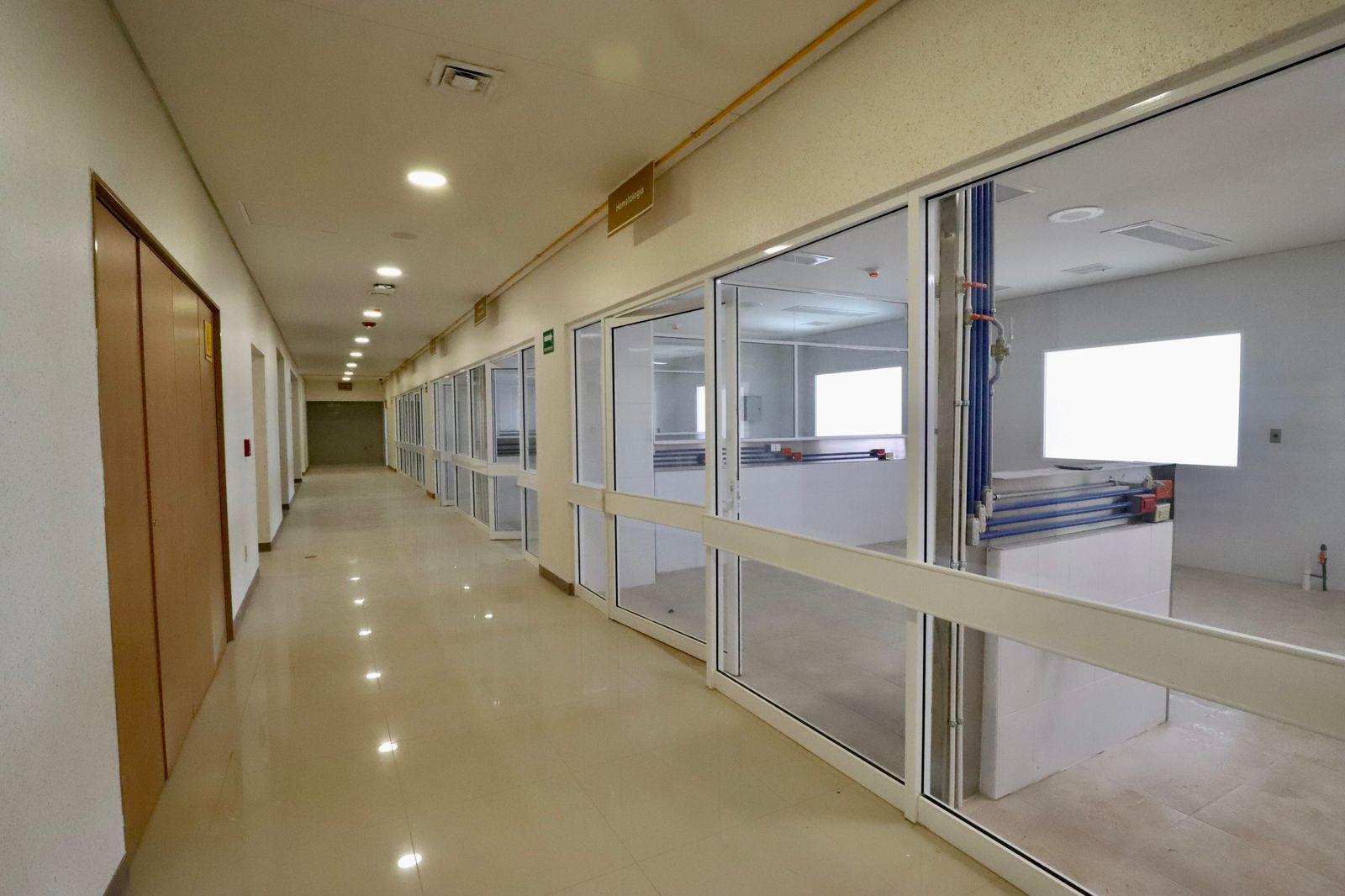$!Funcionarios de salud supervisan los nuevos hospitales en Culiacán