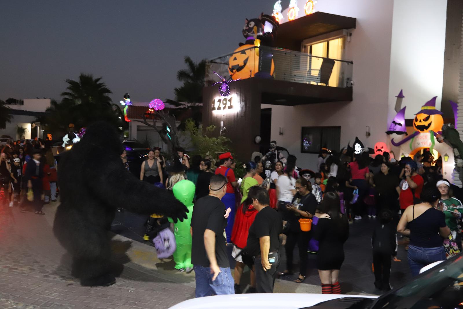 $!Familias de El Cid celebran Halloween con alegría y color en Mazatlán