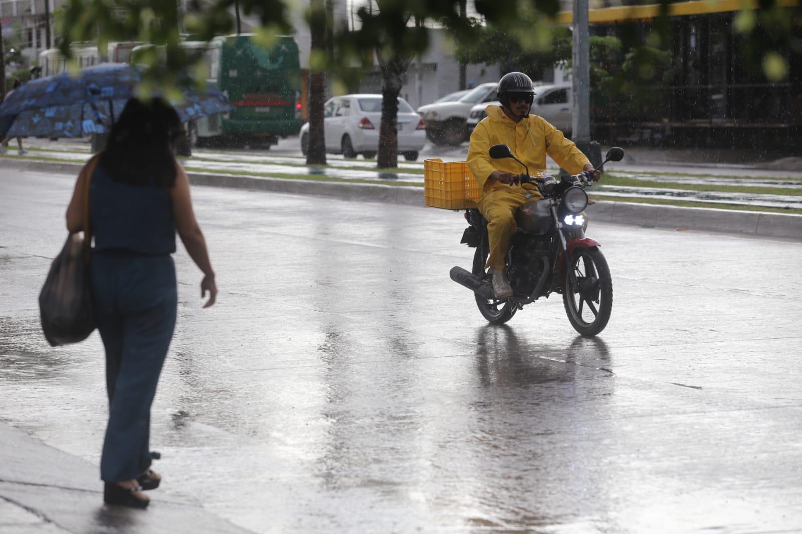 $!Alerta PC por lluvias fuertes para la noche del sábado y mañana del domingo en Mazatlán
