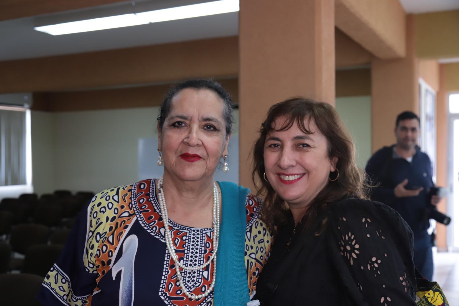 $!Las escritoras Ana Griott y María Muñiz.