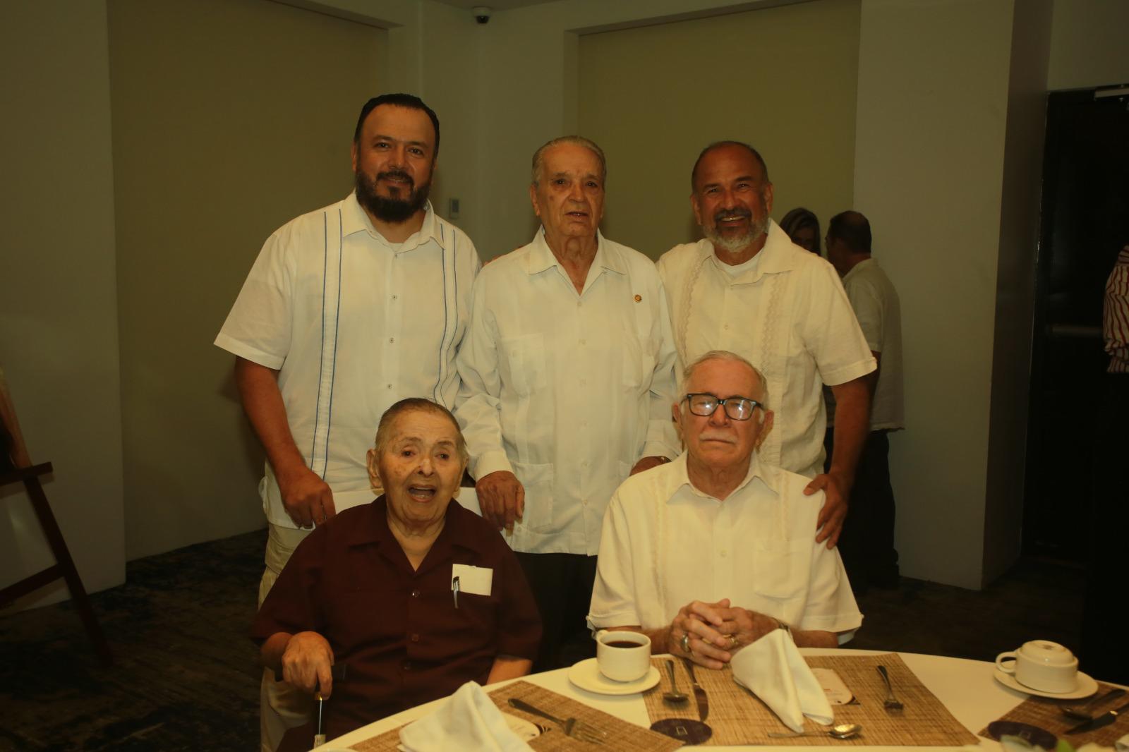 $!Daniel Matías Granados, Felipe Aldrete, Agustín Frías, José María Escobar y Castulo Osuna.