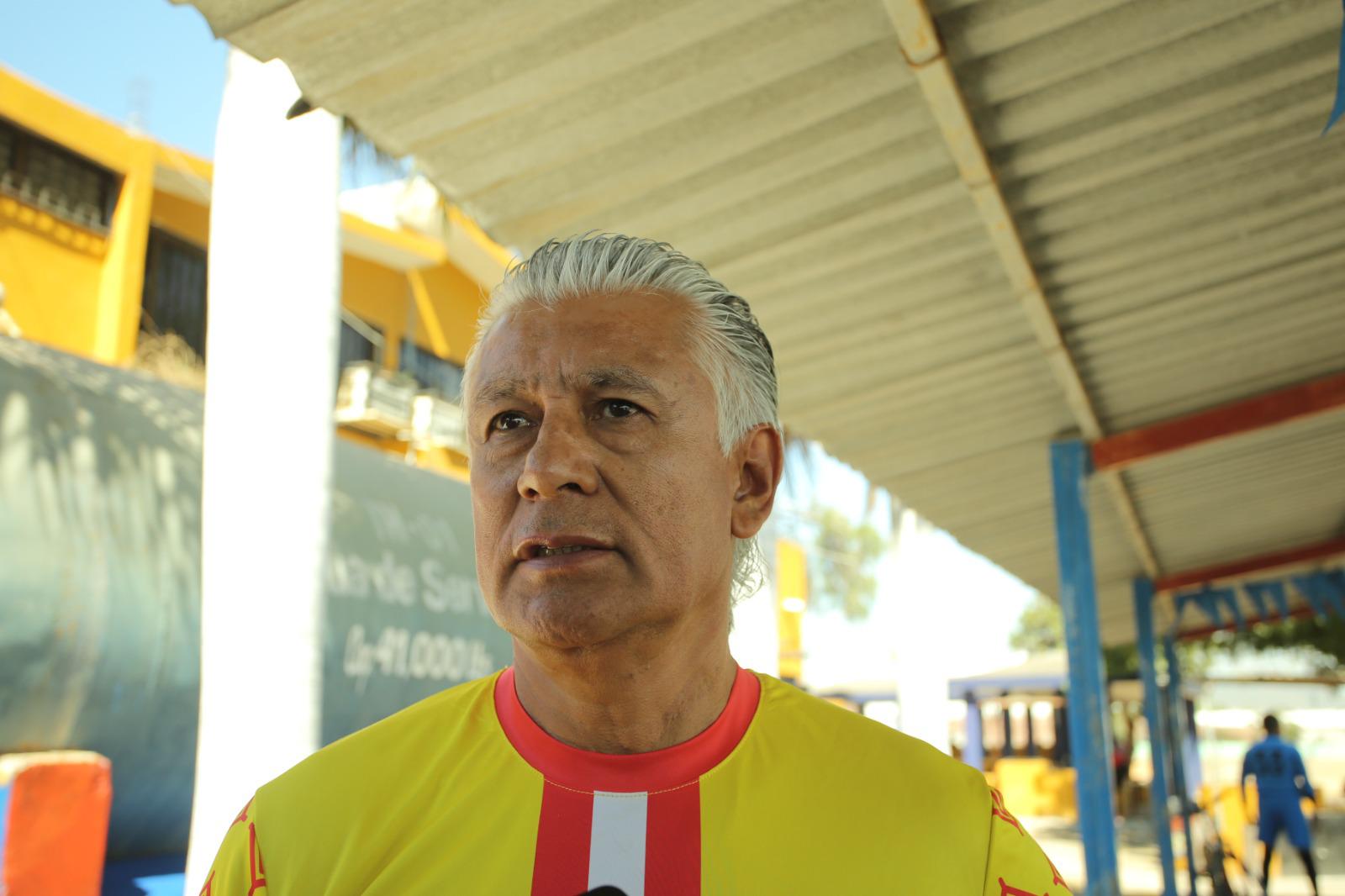 $!Deportivo Muralla vence a Coras de Nayarit en partido de veteranos