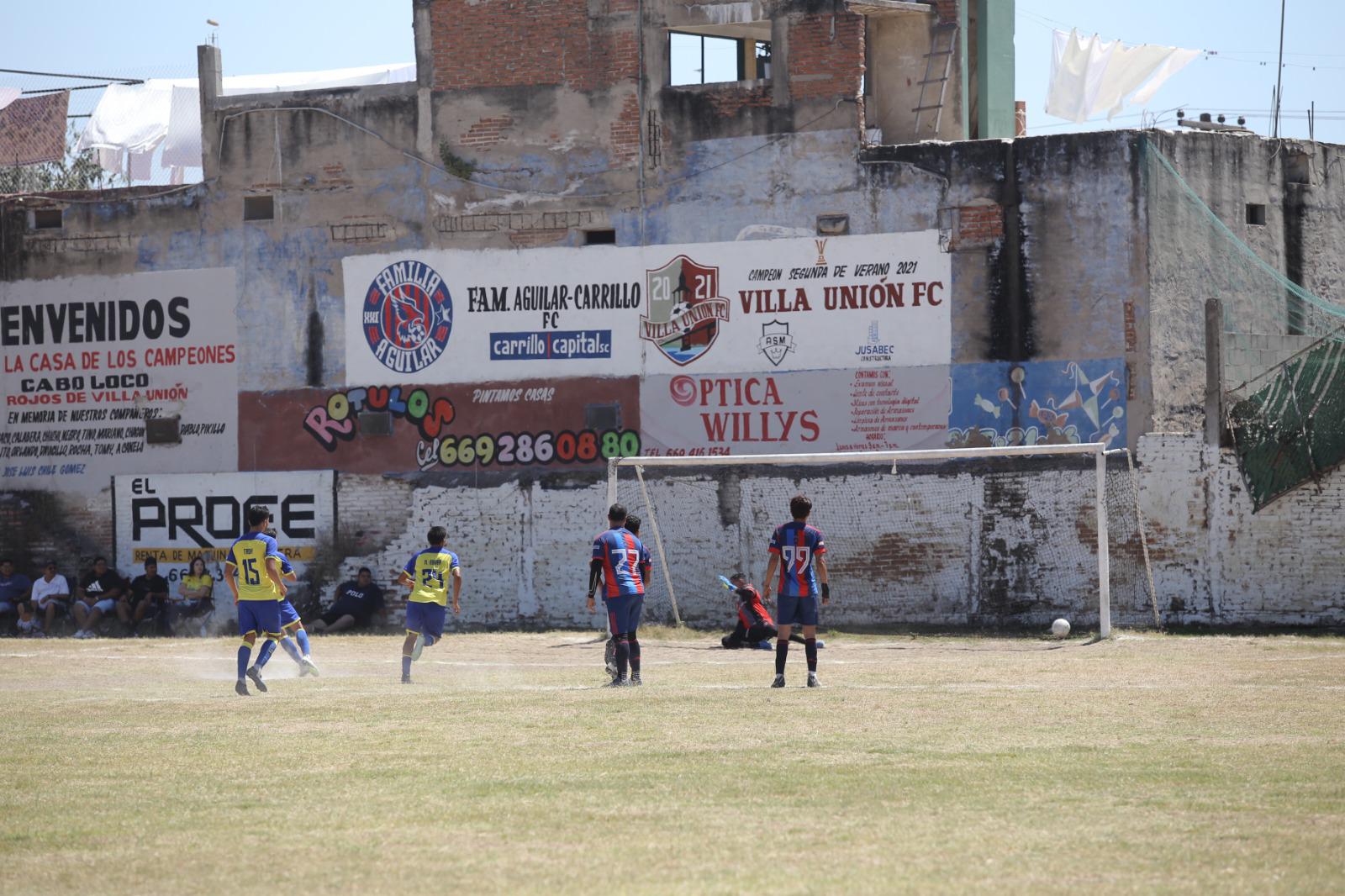 $!Boys de Villa Unión vence a Familia Aguilar-Carrilllo y se pone adelante en la semifinal
