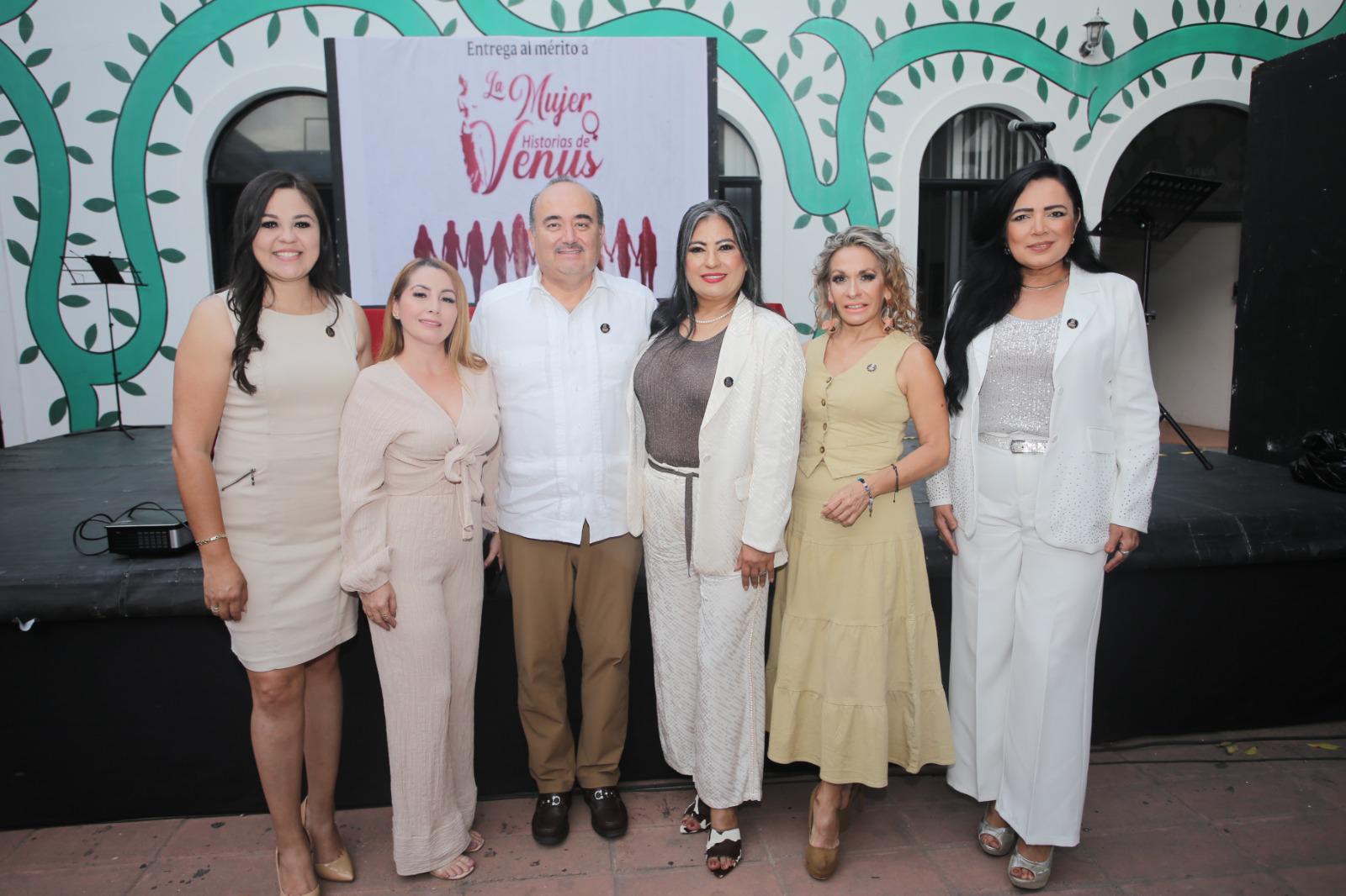 $!Laura Díaz, Areli Garibay, Guillermo Romero, Francis Cázares, Alín Torrero y Carmen Julia.