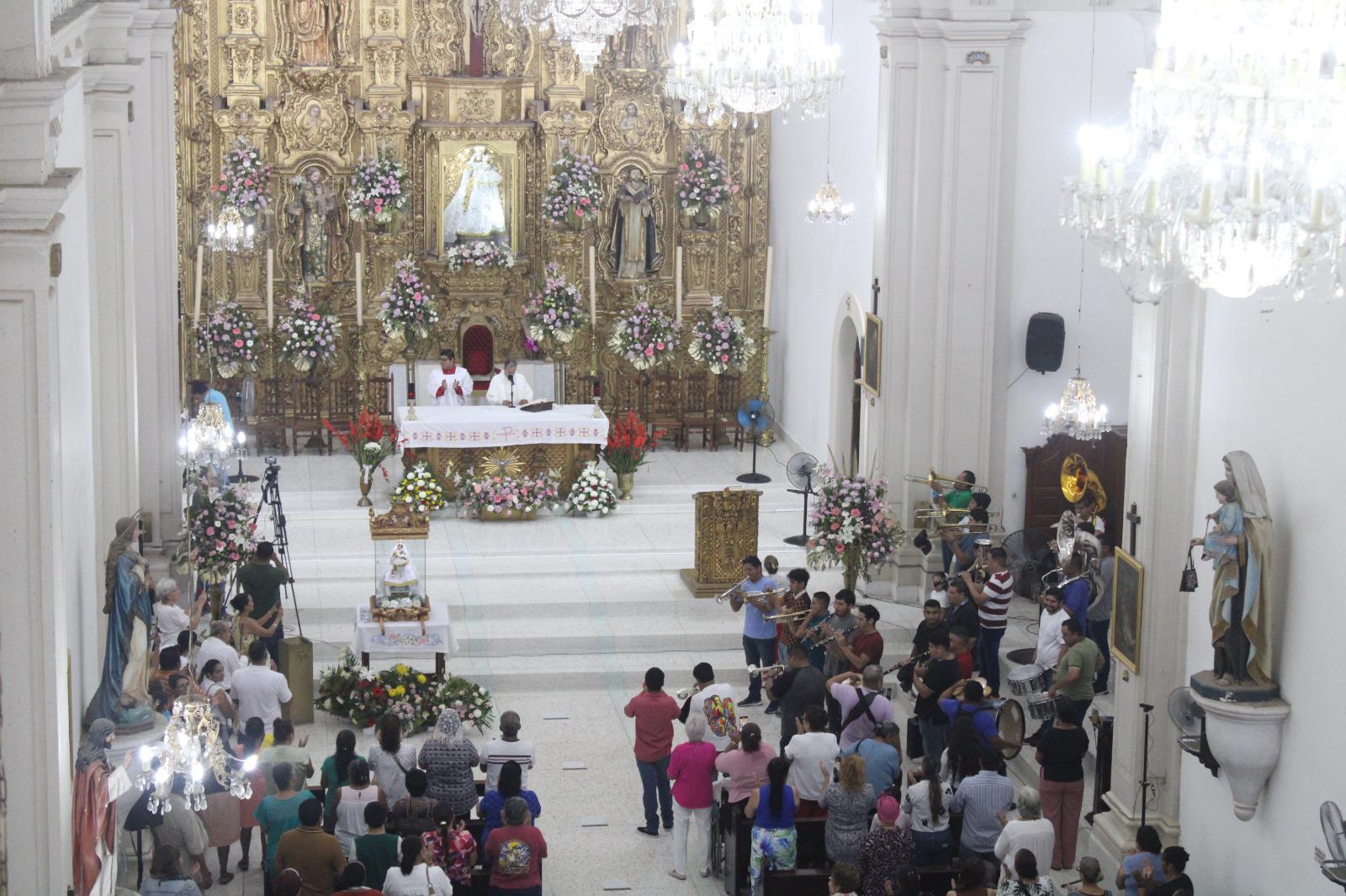 $!Celebran con la apertura de la puerta santa 64 años de que se consagró el hoy santuario en Rosario