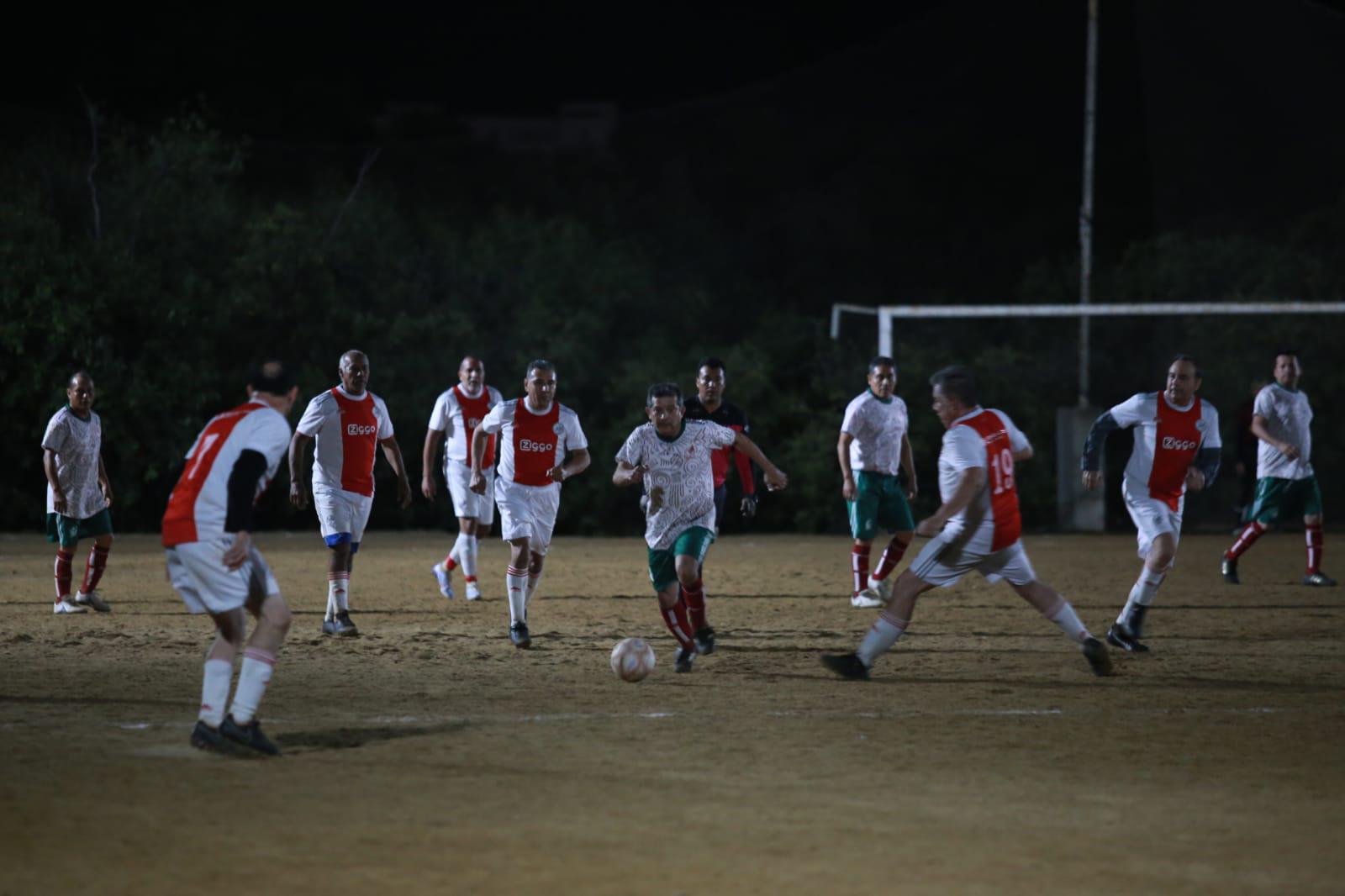 $!Médica de la Ciudad suma primera victoria en Futbol Golden Máster