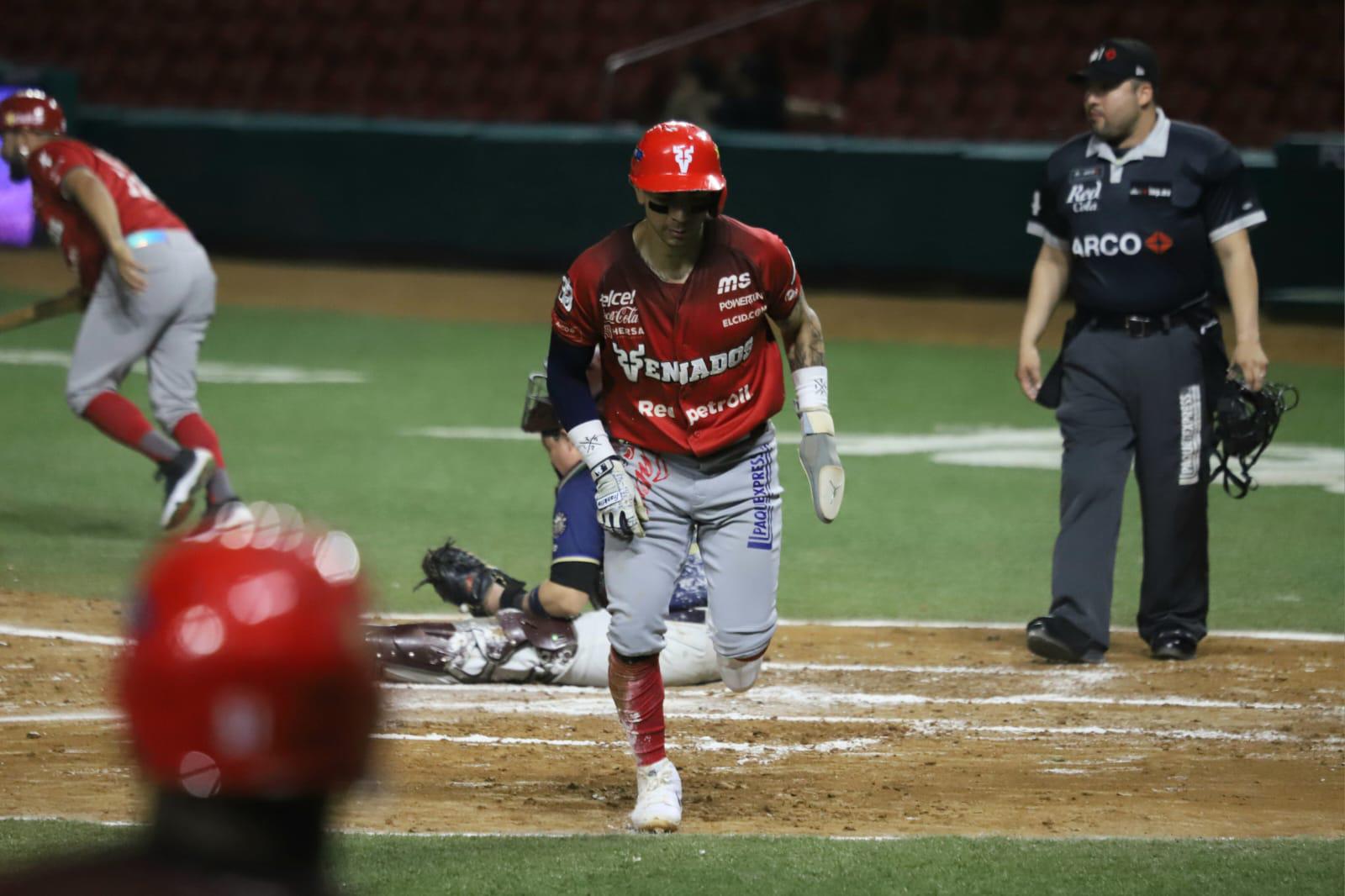 $!Venados viene de atrás y empata serie a Tucson