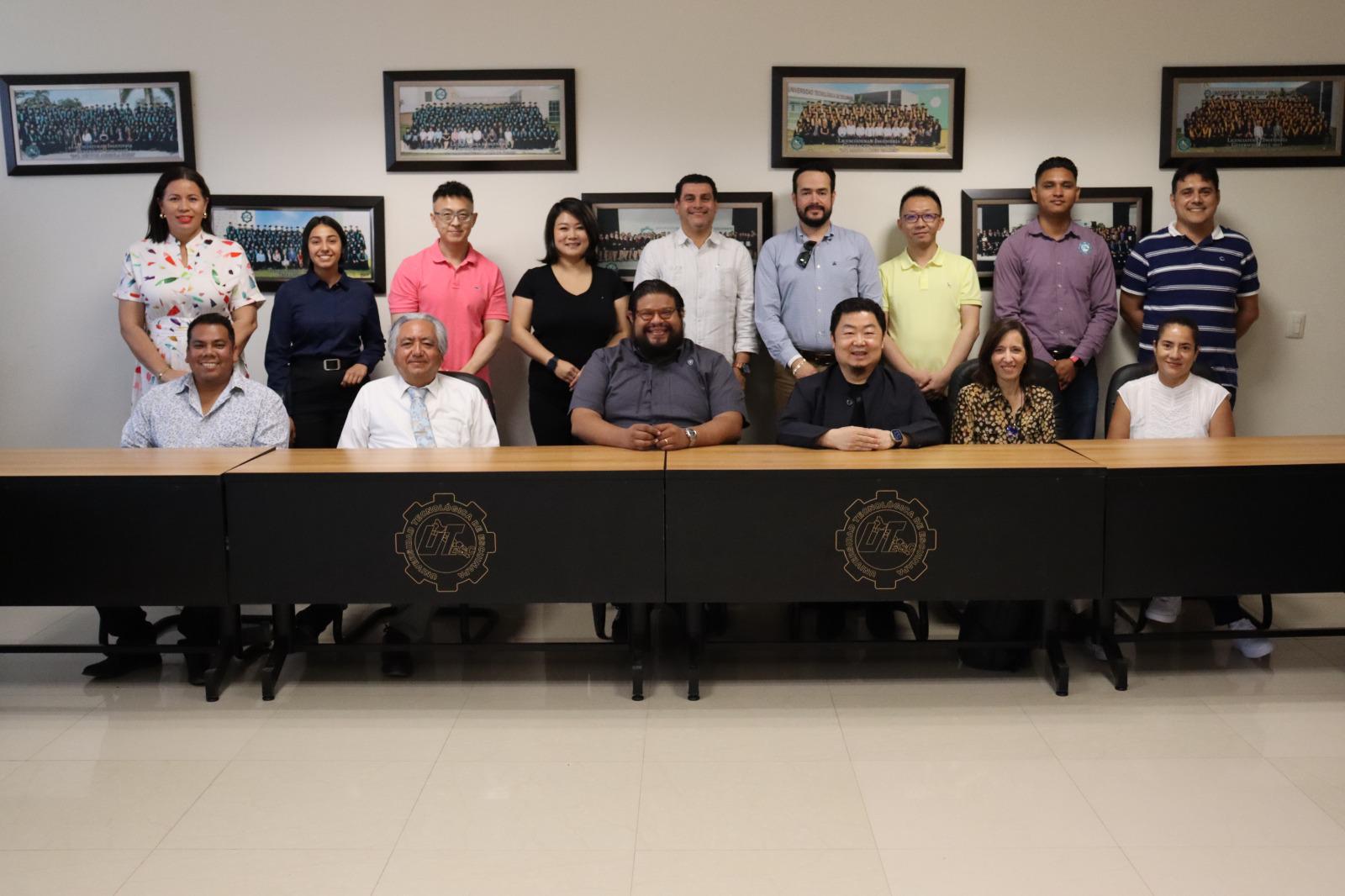 $!Realiza UTEsc reunión de trabajo con representantes de empresa china y Codesin