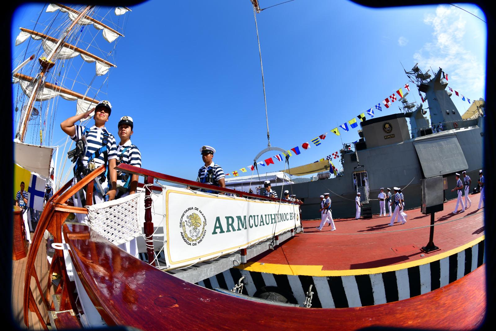 $!Zarpa el buque escuela ‘Cuauhtémoc’ para iniciar un crucero de instrucción en Guerrero