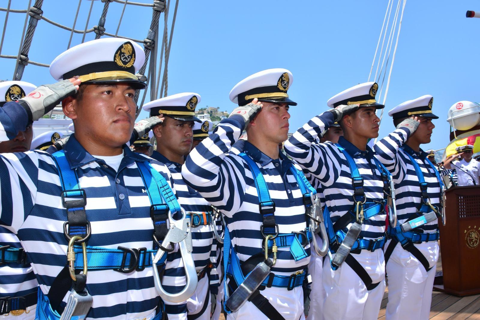 $!Zarpa el Buque Escuela Velero ARM. ‘Cuauhtémoc’ para iniciar el Crucero de Instrucción ‘Pacífico Norte 2026’