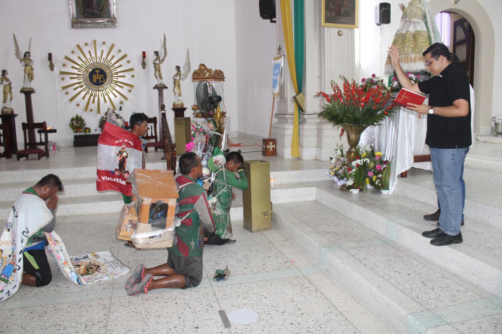 $!Peregrinan en bicicleta desde Yucatán para visitar a la Virgen del Rosario y otros santuarios de México