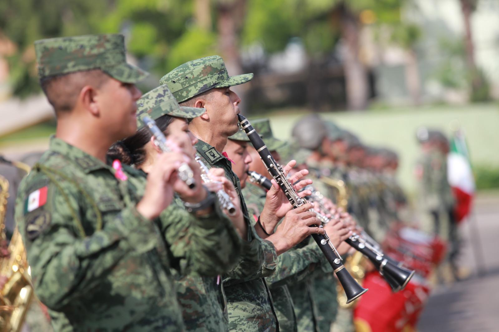 $!Inauguran hemiciclo para celebrar el Bicentenario del Heroico Colegio Militar