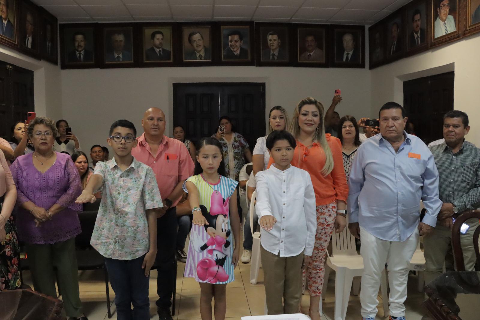 $!Rinde protesta el Cabildo Infantil de Rosario