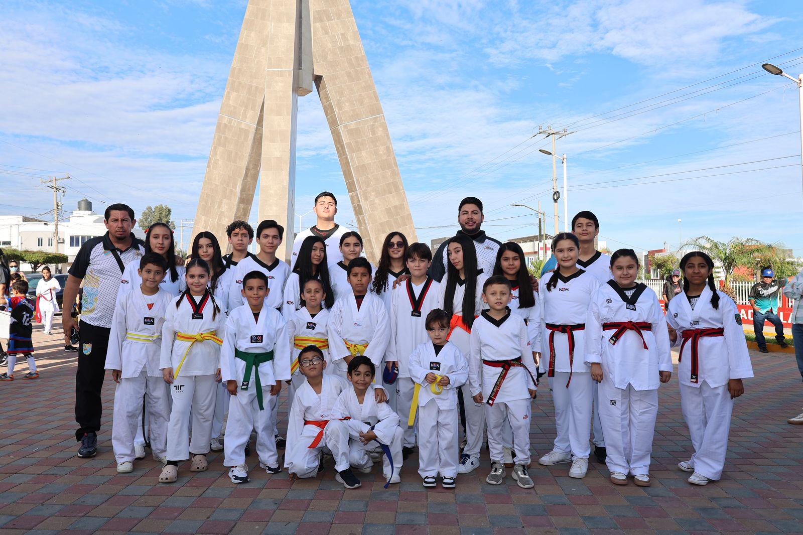 $!Parten 144 atletas de Elota a la etapa estatal de la Olimpiada Nacional Conade 2026