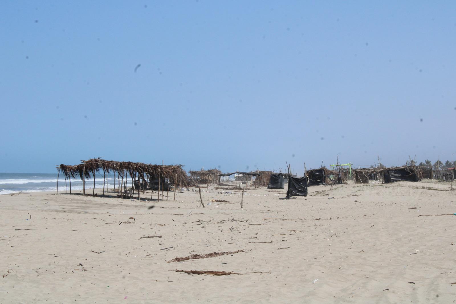 $!Playas de Rosario se quedan con basura y desechos tras la Semana Santa