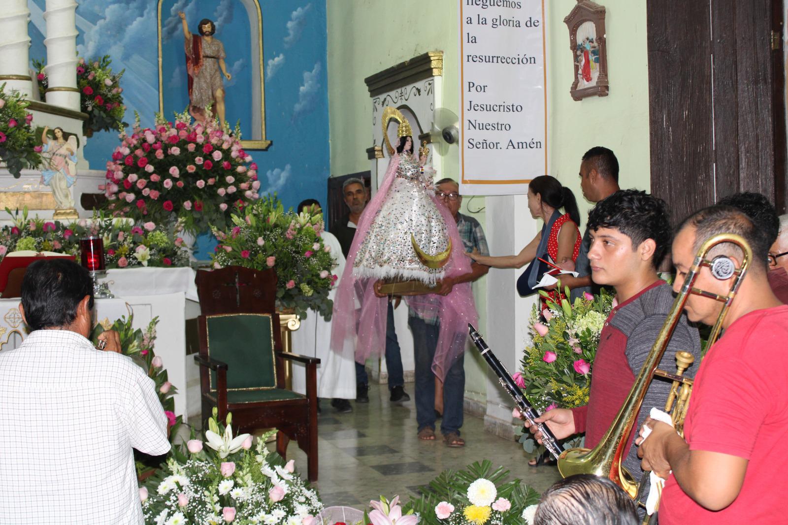 $!Preservan tradiciones y mejoran condiciones en comunidades de Rosario
