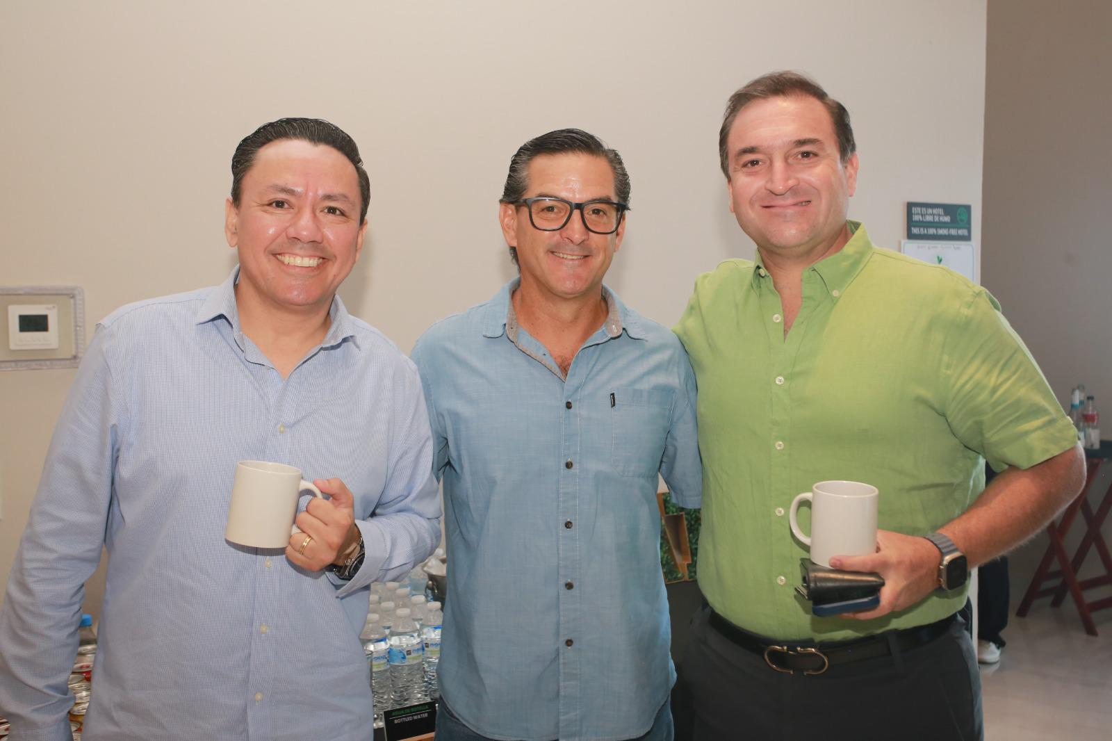 $!Jaime Vargas, Bernardo Valadés y Rodrigo Rodríguez.