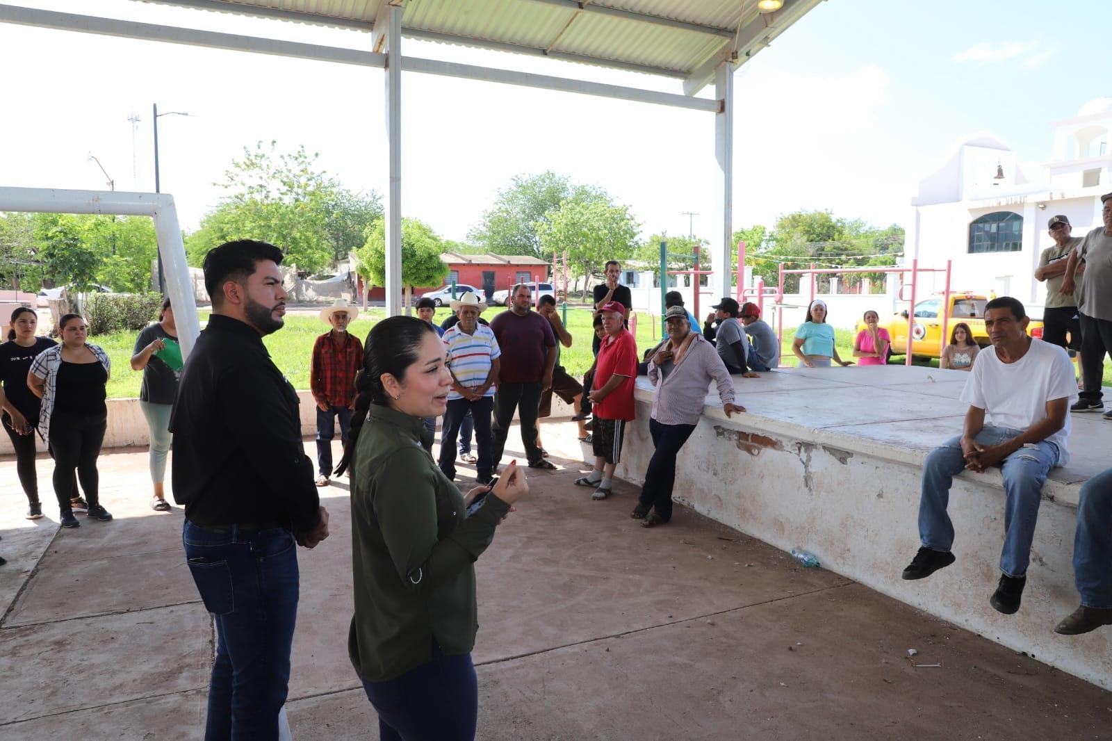 $!Entregan 450 apoyos alimenticios a pescadores de El Salto ante temporada de veda