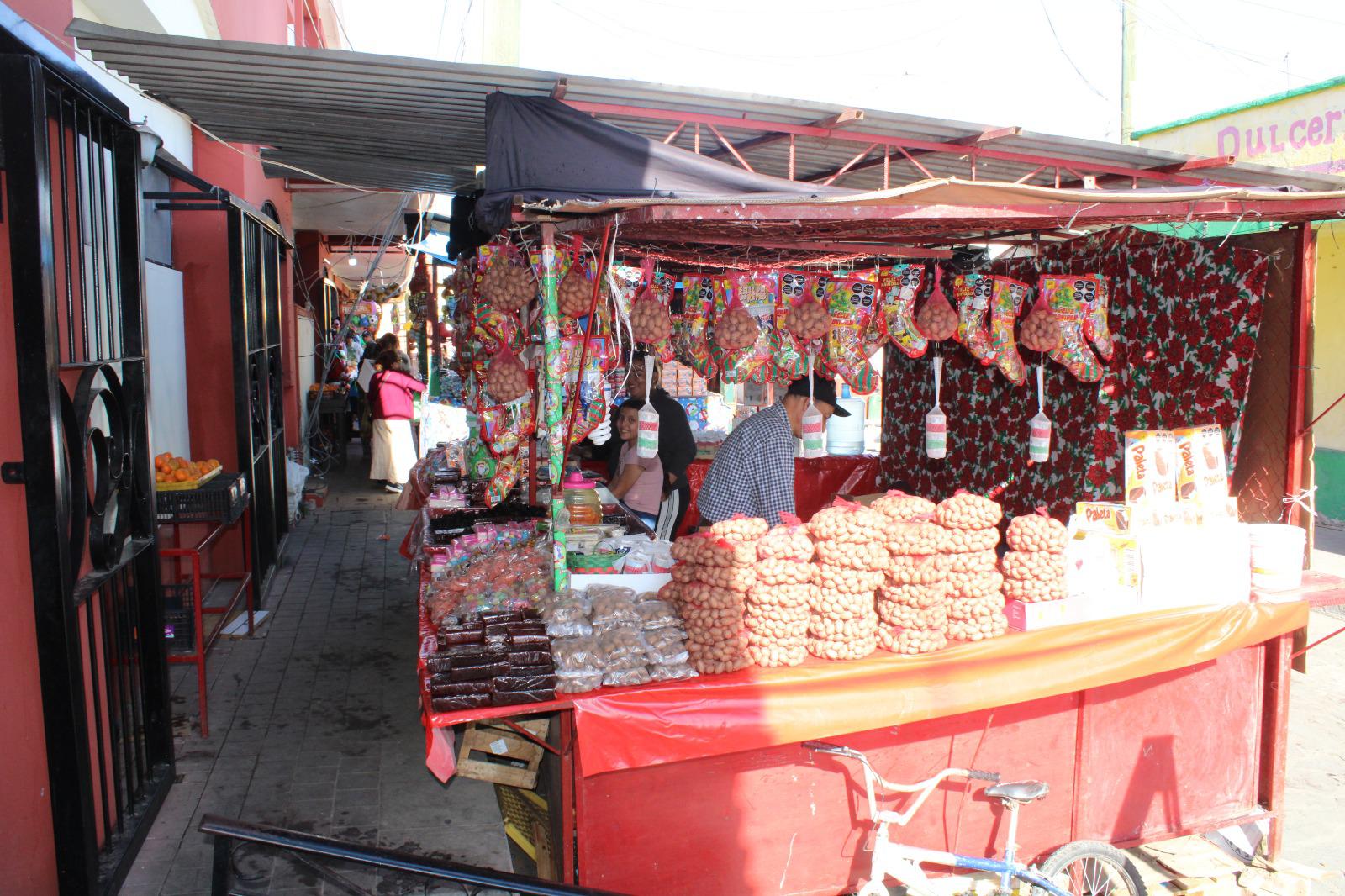 $!Comerciantes en Rosario ven afectaciones por ventas en internet y vendedores temporales