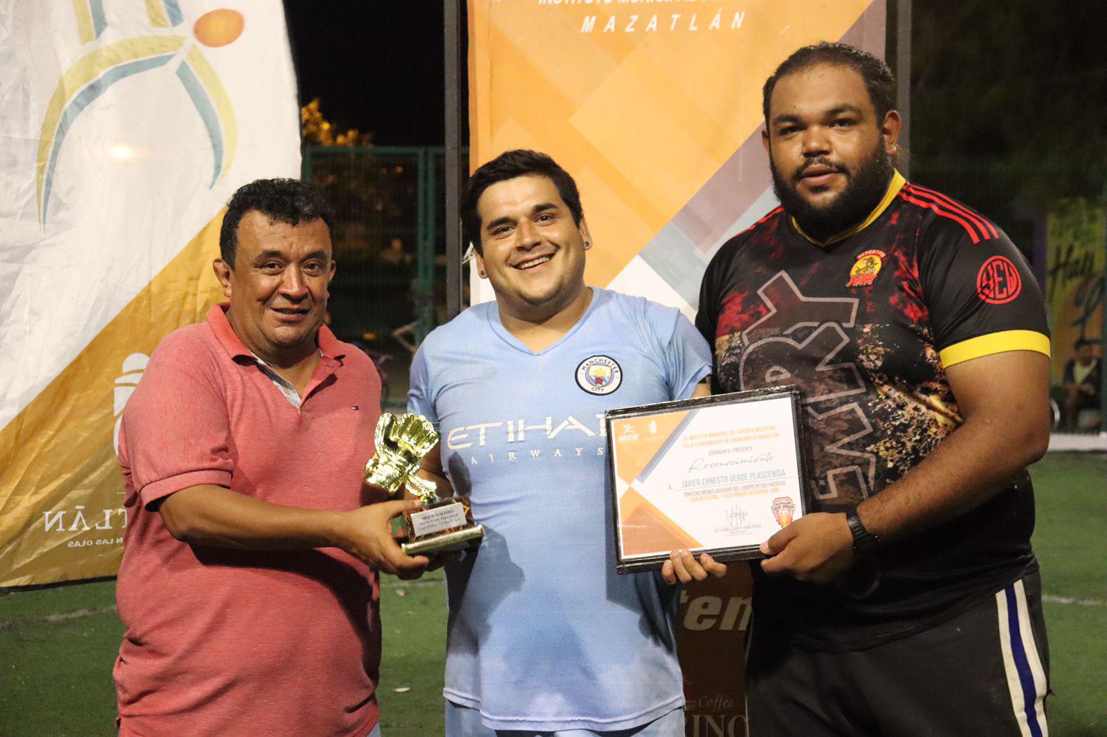 $!Deportivo Rivera levanta el título en la Liga Futbol 7 Casa Hogar