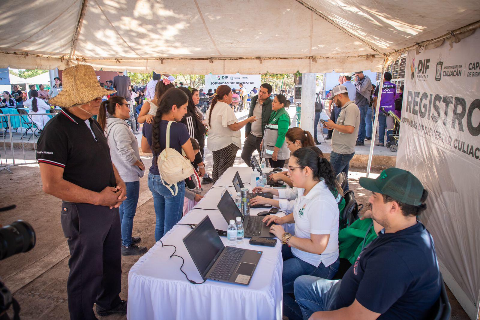 $!Llegan Jornadas de Bienestar al poblado de Las Flores, en Culiacán
