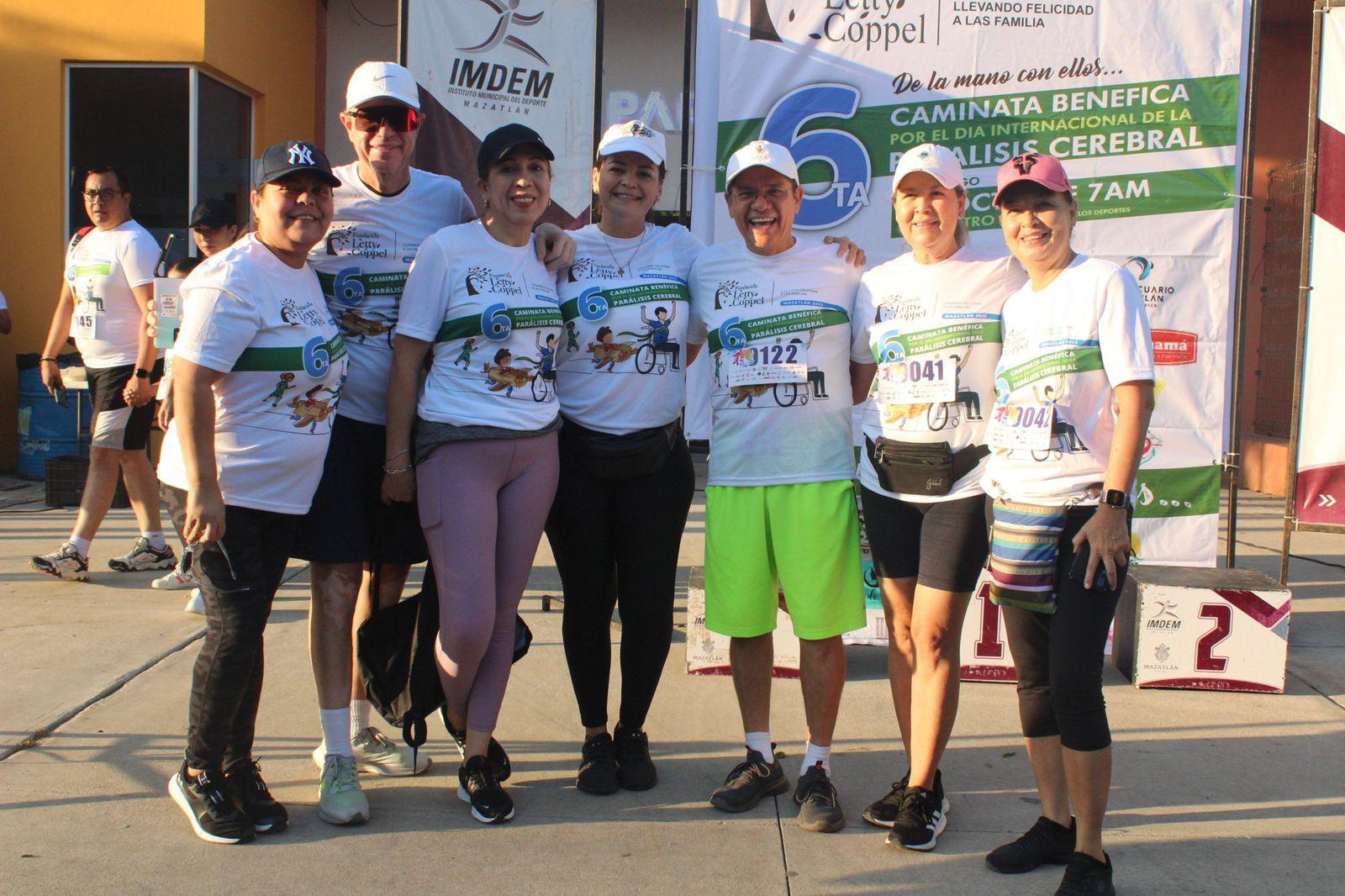$!Tiznado y Jara ganan Caminata por el Día Internacional de la Parálisis Cerebral