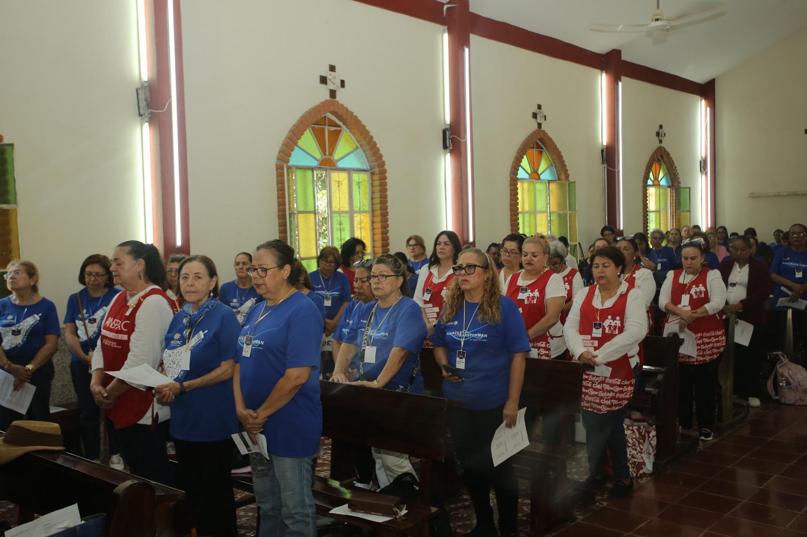 $!Durante el retiro de Cuaresma, las asistentes participaron en una misa de acción de gracias en el Seminario Diocesano de Mazatlán.