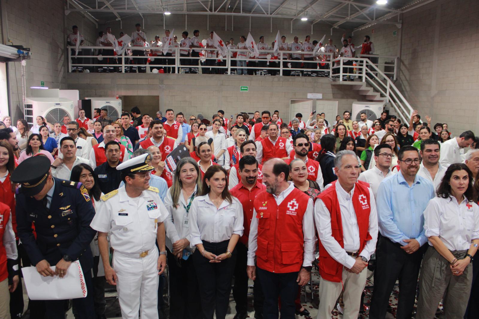 $!Cruz Roja Sinaloa supera colecta anual con más de $50.3 millones y entrega 15 ambulancias