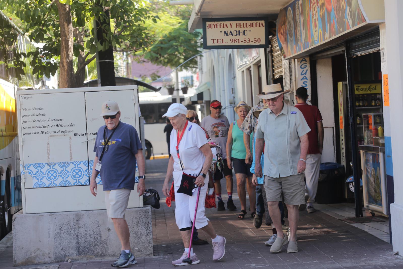 $!Mazatlán cierra 2025 con balance positivo en arribo de cruceros turísticos: Alcaldesa