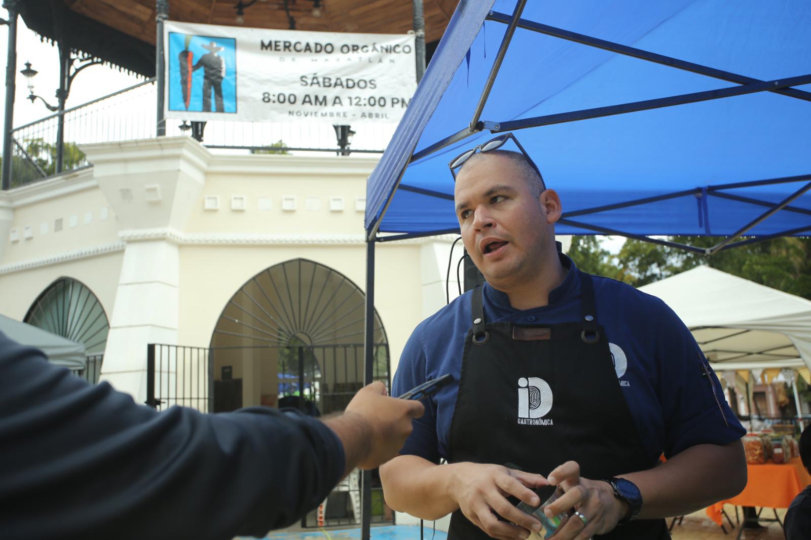 $!Mercado Orgánico realiza degustación de bebidas saludables hechas a base de frutos y colágeno marino