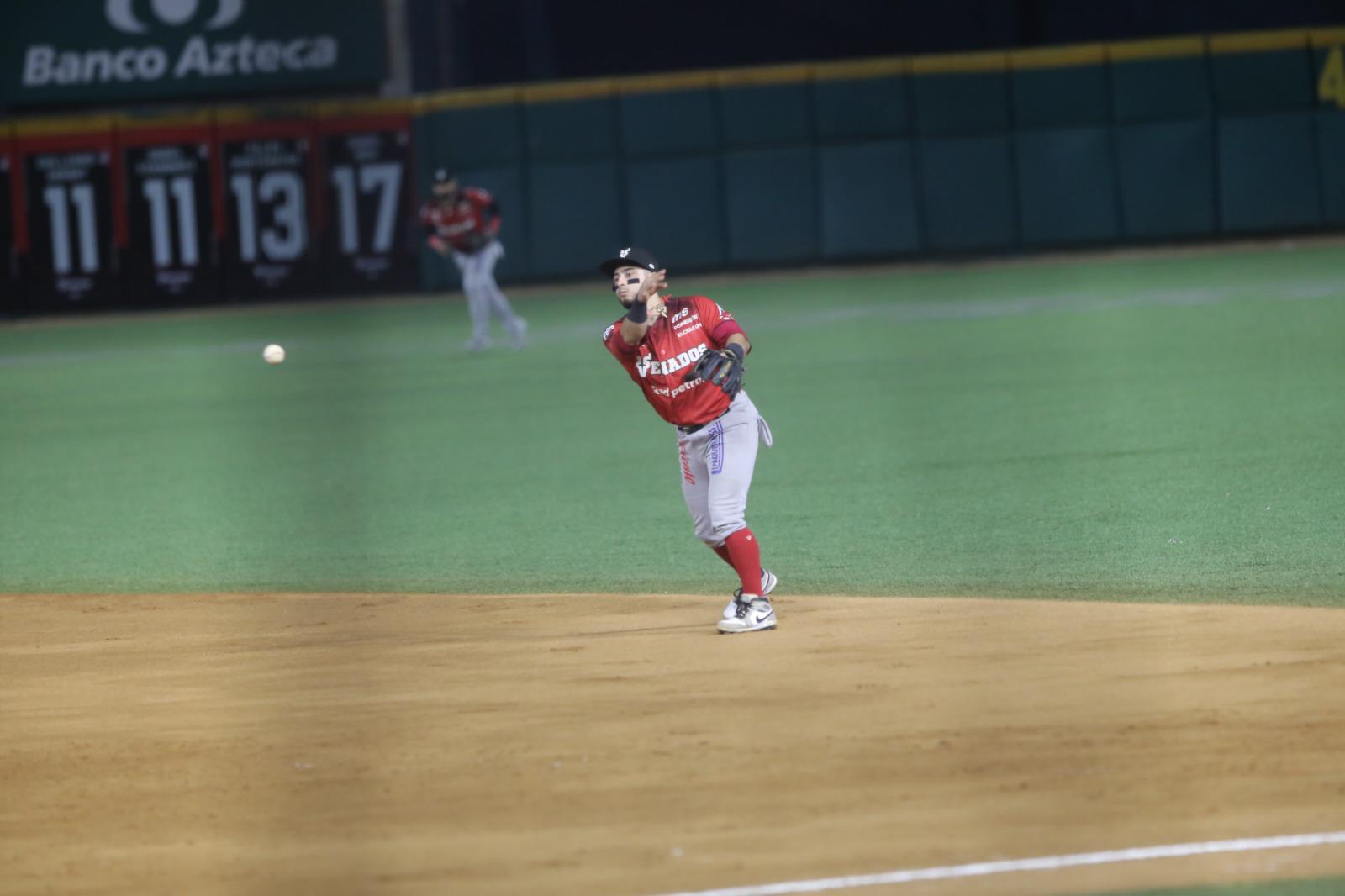 $!Venados de Mazatlán inicia serie clave con una derrota ante Tucson Baseball Team