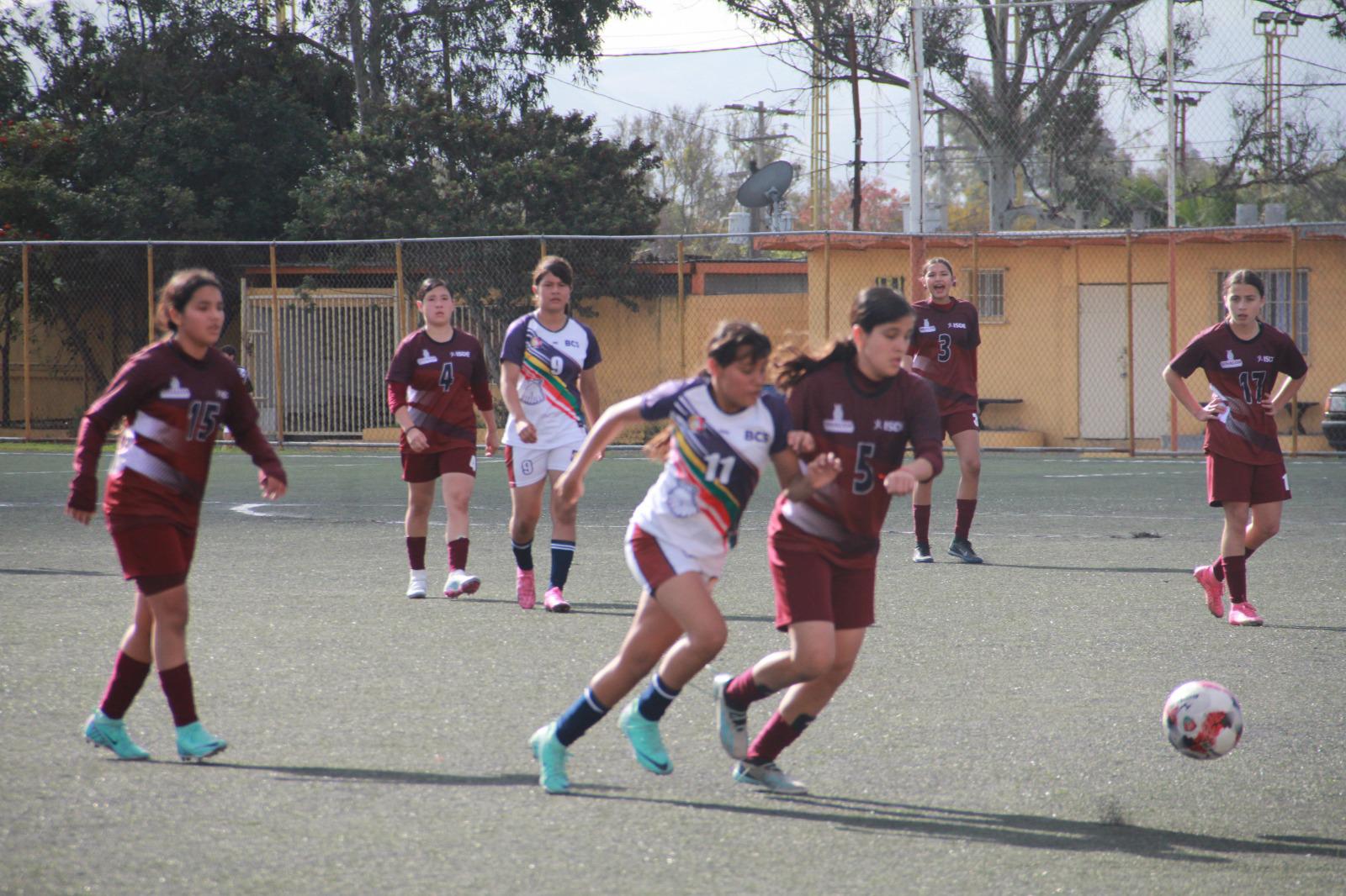 $!Sinaloa entra en acción en futbol, en la frontera