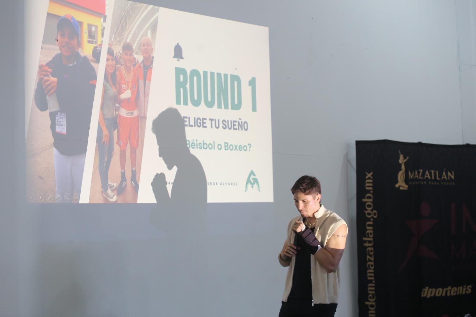 $!Marco Verde inspira con constancia y disciplina en conferencia magistral en Mazatlán