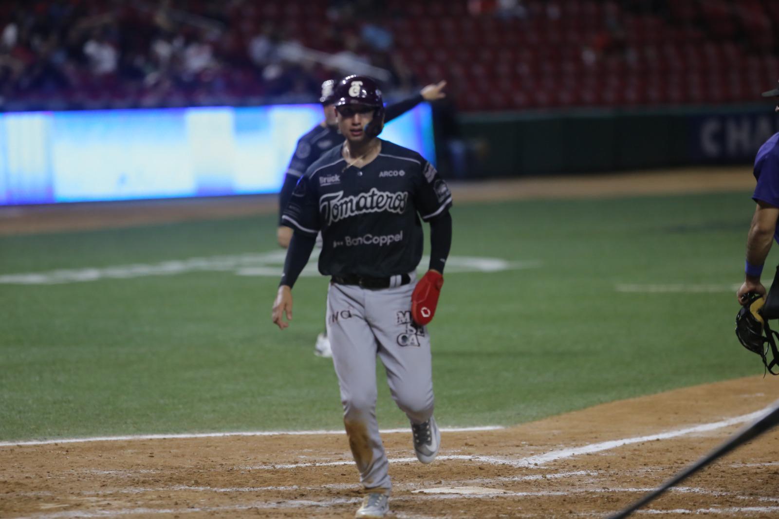 $!Venados se quedan cortos en casa y Tomateros se llevan la serie