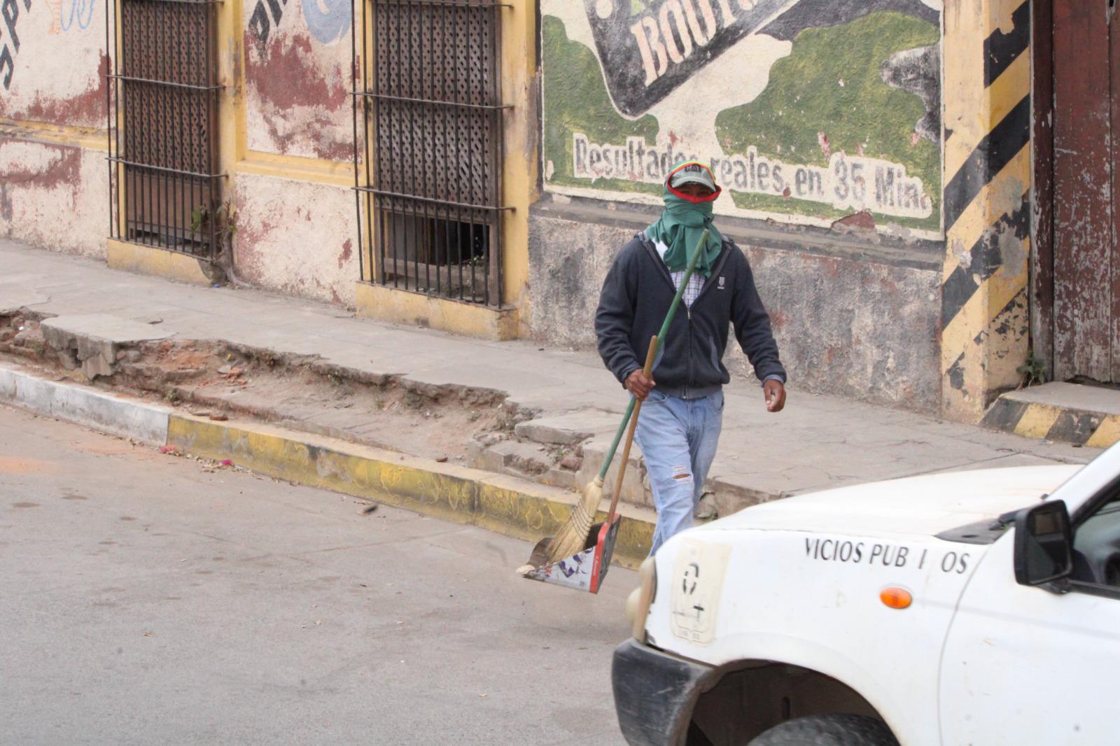 $!Servicios Públicos en Rosario busca tomar medidas para evitar que personal sufra estragos del calor