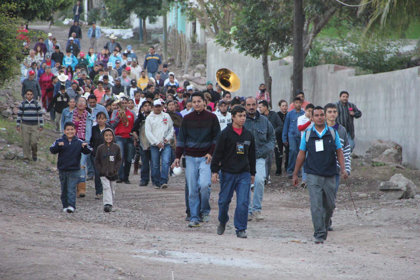 $!Preservan tradiciones y mejoran condiciones en comunidades de Rosario